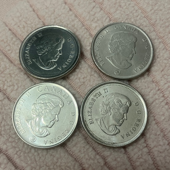 Canadian Commemorative Coins Set - Picture 2 of 2